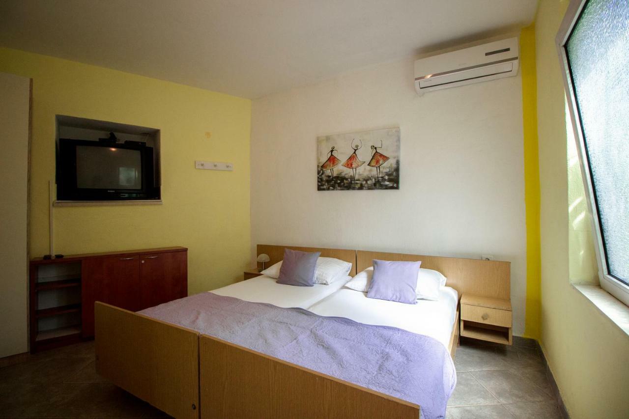 Mrkonjic Branko & Marija Apartmani Omis Ngoại thất bức ảnh