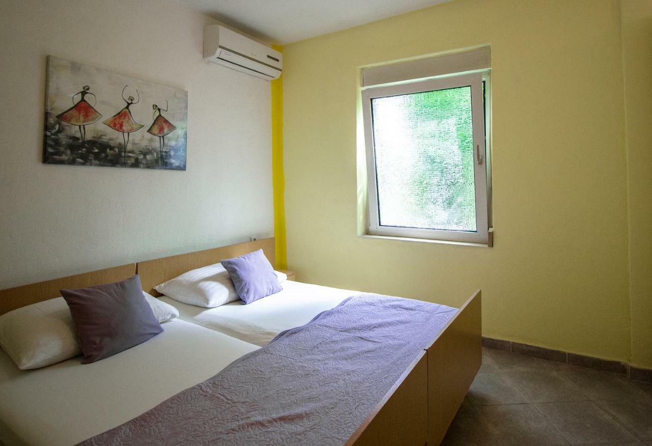 Mrkonjic Branko & Marija Apartmani Omis Ngoại thất bức ảnh