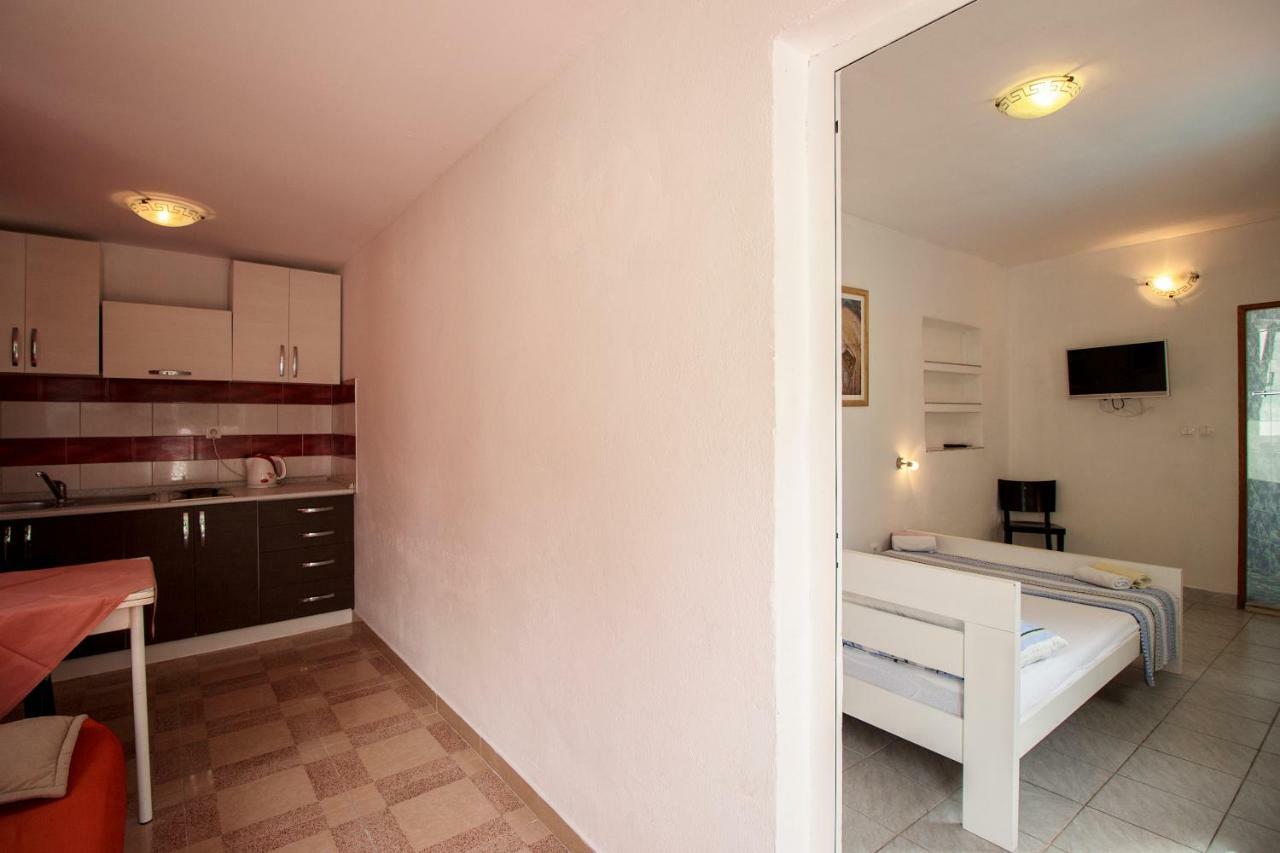Mrkonjic Branko & Marija Apartmani Omis Ngoại thất bức ảnh