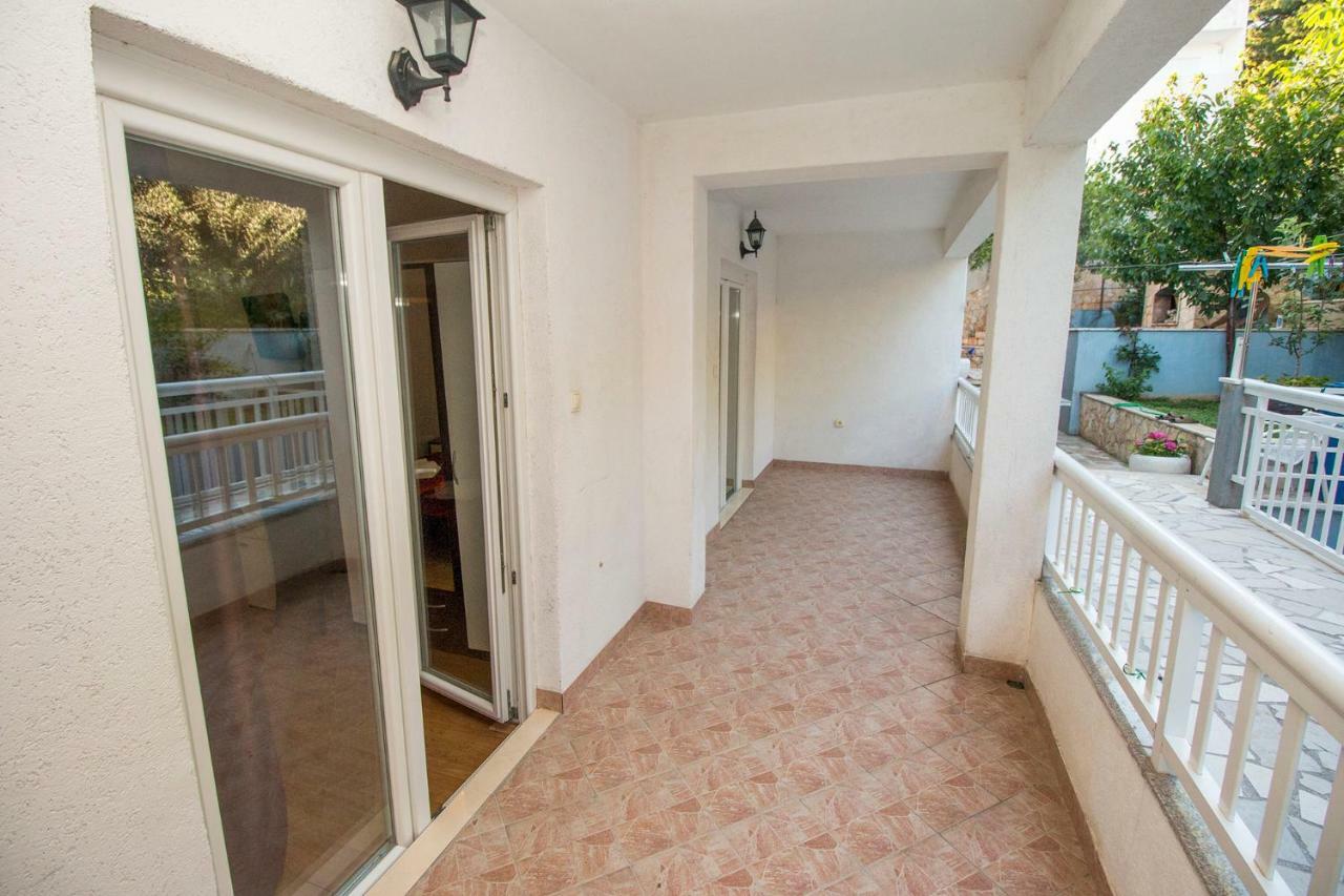 Mrkonjic Branko & Marija Apartmani Omis Ngoại thất bức ảnh
