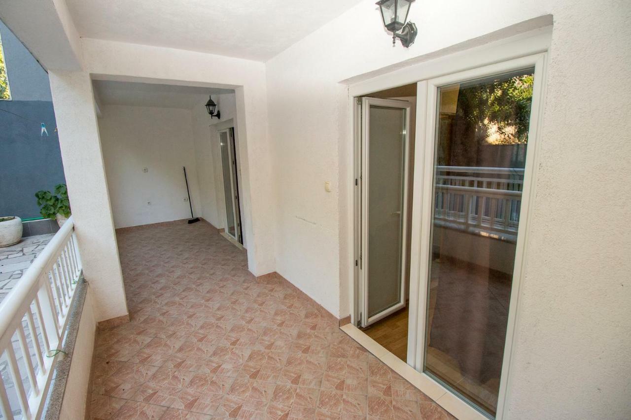 Mrkonjic Branko & Marija Apartmani Omis Ngoại thất bức ảnh